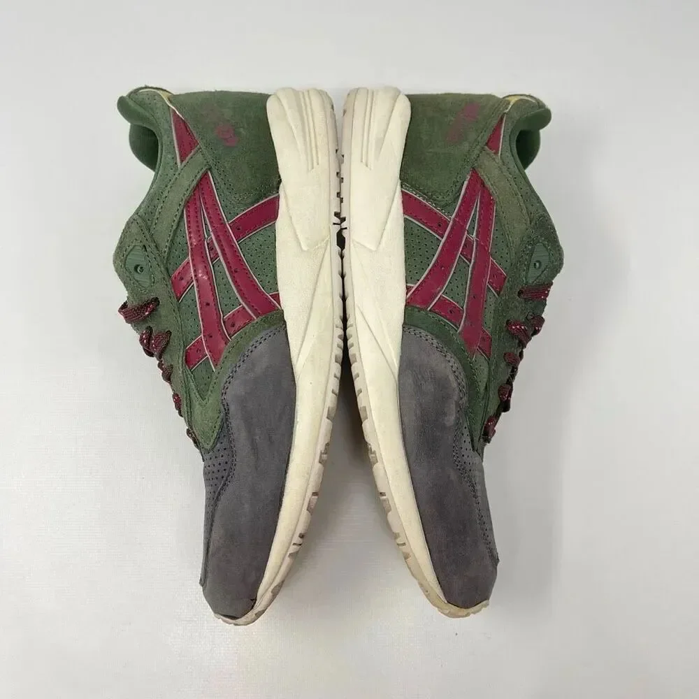 ASICS Gel Saga Christmas Tree 2018 Trainer Runner Burgundy Green Men’s Size 8